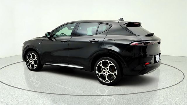 2024 Alfa Romeo Tonale Ti EAWD w/ Premium Interior & Sound Pkg & Active Assist Pkg - 23029353 - 6