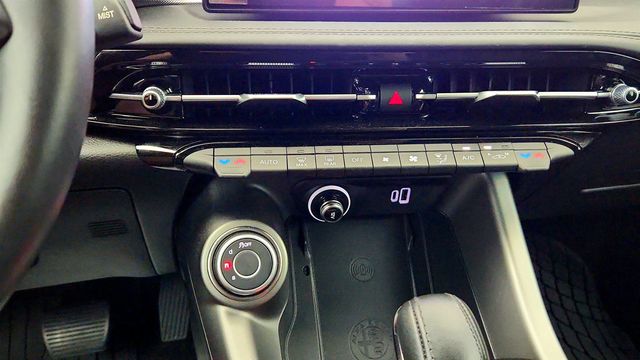 2024 Alfa Romeo Tonale Ti EAWD w/ Premium Interior & Sound Pkg, Active Assist Pkg - 23041712 - 16