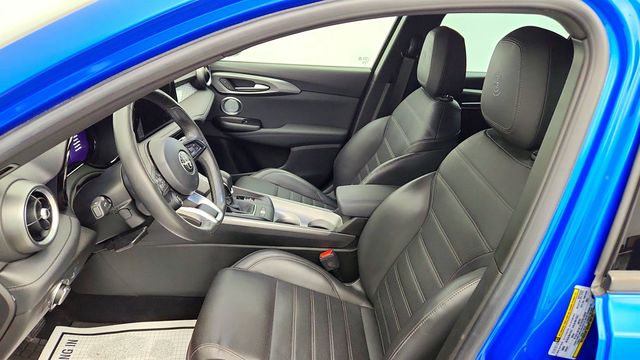 2024 Alfa Romeo Tonale Ti EAWD w/ Premium Interior & Sound Pkg, Active Assist Pkg - 23041712 - 19