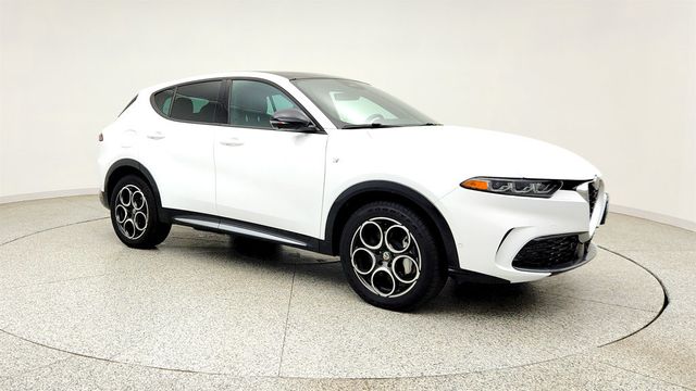 2024 Alfa Romeo Tonale Ti EAWD w/ Premium Interior & Sound Pkg and Active Assist Pkg - 23026228 - 2