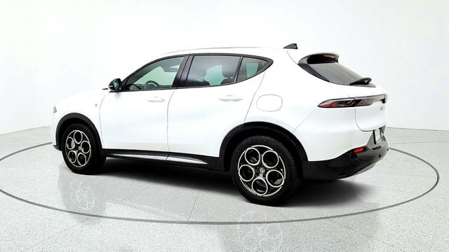 2024 Alfa Romeo Tonale Ti EAWD w/ Premium Interior & Sound Pkg & Moonroof - 23091933 - 6