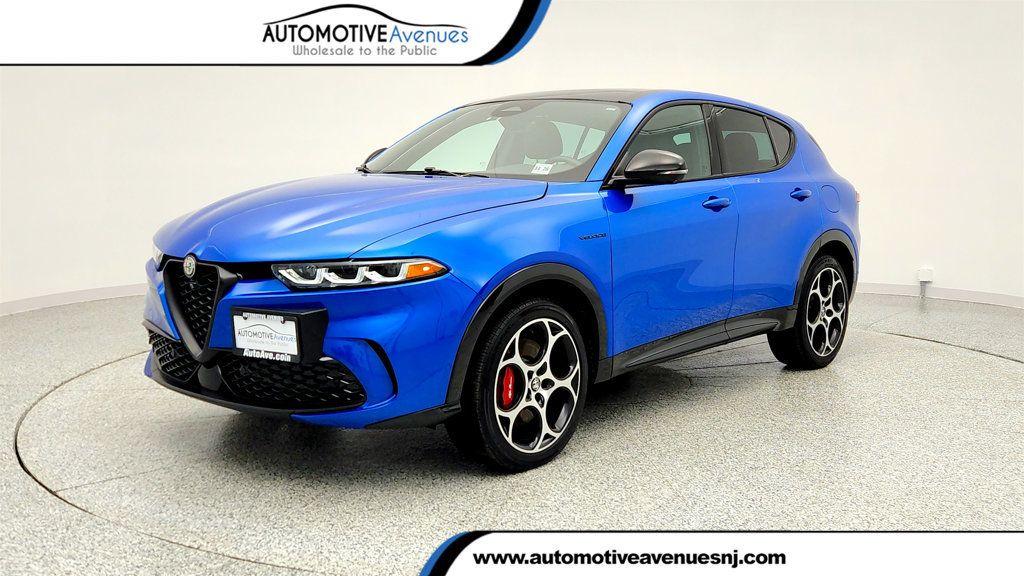 2024 Alfa Romeo Tonale Ti Veloce EAWD w/ Premium Interior & Sound +Assist Advanced Pkgs - 22968482 | Video 1