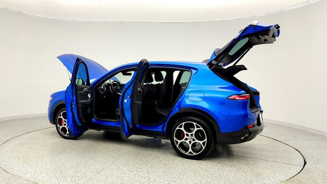 2024 Alfa Romeo Tonale Ti Veloce EAWD w/ Premium Interior & Sound +Assist Advanced Pkgs - 22968482 - 11