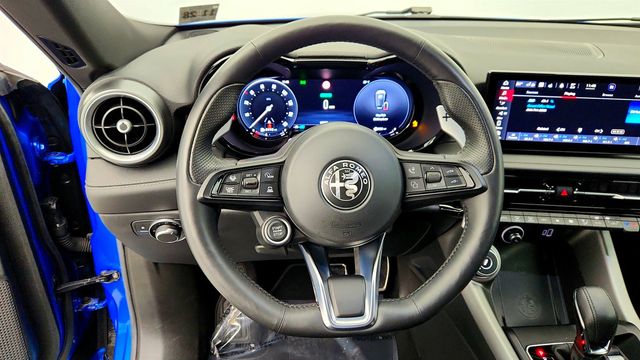 2024 Alfa Romeo Tonale Ti Veloce EAWD w/ Premium Interior & Sound +Assist Advanced Pkgs - 22968482 - 17