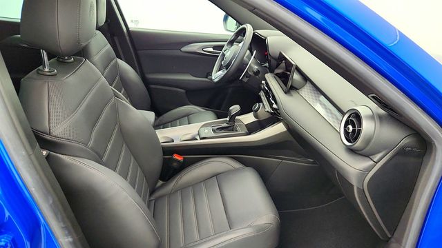 2024 Alfa Romeo Tonale Ti Veloce EAWD w/ Premium Interior & Sound +Assist Advanced Pkgs - 22968482 - 28