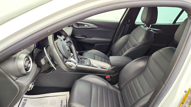 2024 Alfa Romeo Tonale Veloce EAWD w/ Active Assist & Premium Interior Pkgs - 23084980 - 19