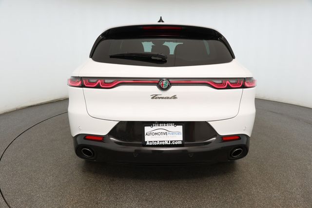 2024 Alfa Romeo Tonale Veloce EAWD with Power Moonroof - 22929966 - 4