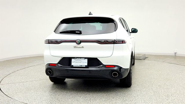2024 Alfa Romeo Tonale Veloce EAWD with Power Moonroof - 23034799 - 5