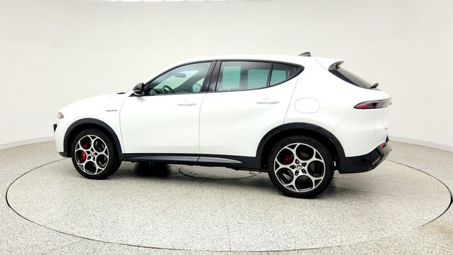 2024 Alfa Romeo Tonale Veloce EAWD with Power Moonroof - 23034799 - 7