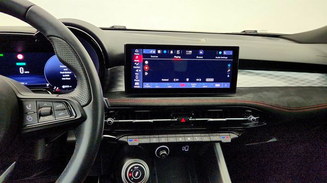 2024 Alfa Romeo Tonale Veloce EAWD w/ Power Moonroof - 23035153 - 15