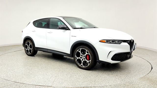 2024 Alfa Romeo Tonale Veloce EAWD w/ Power Moonroof - 23035153 - 2