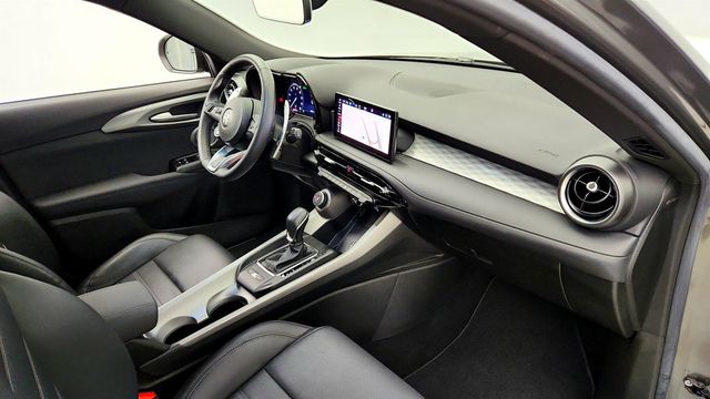 2024 Alfa Romeo Tonale Veloce EAWD w/ Premium Interior & Sound Pkg & Moonroof - 23082301 - 24