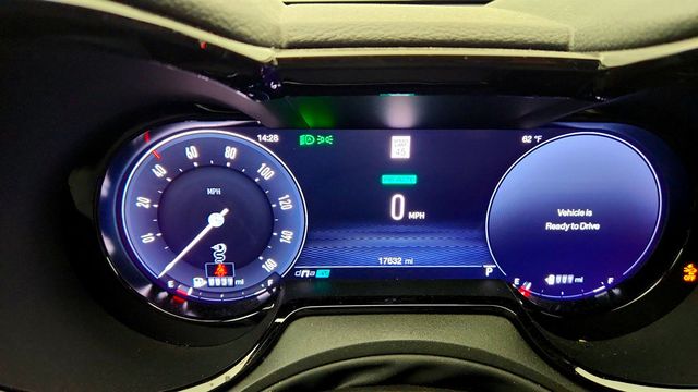 2024 Alfa Romeo Tonale Veloce EAWD w/ Premium Interior & Sound Pkg + Power Sunroof - 23027520 - 12