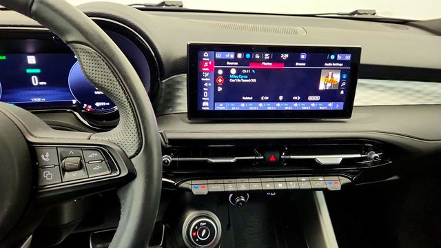 2024 Alfa Romeo Tonale Veloce EAWD w/ Premium Interior & Sound Pkg + Power Sunroof - 23027520 - 15