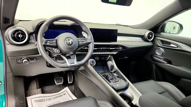 2024 Alfa Romeo Tonale Veloce EAWD w/ Premium Interior & Sound Pkg + Power Sunroof - 23029476 - 11