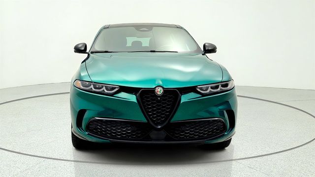 2024 Alfa Romeo Tonale Veloce EAWD w/ Premium Interior & Sound Pkg + Power Sunroof - 23029476 - 1