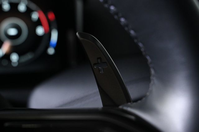 2024 Aston Martin DB12 Coupe - 23008210 - 21