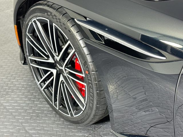 2024 Aston Martin DB12 Coupe - 23083514 - 24