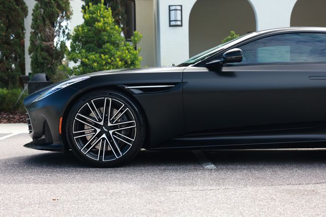 2024 Aston Martin DB12 Coupe - 23070845 - 24