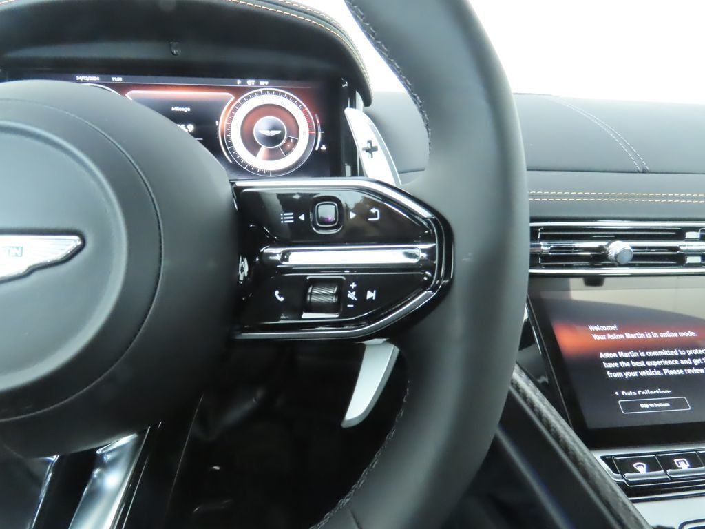 2024 Aston Martin DB12 photo 12