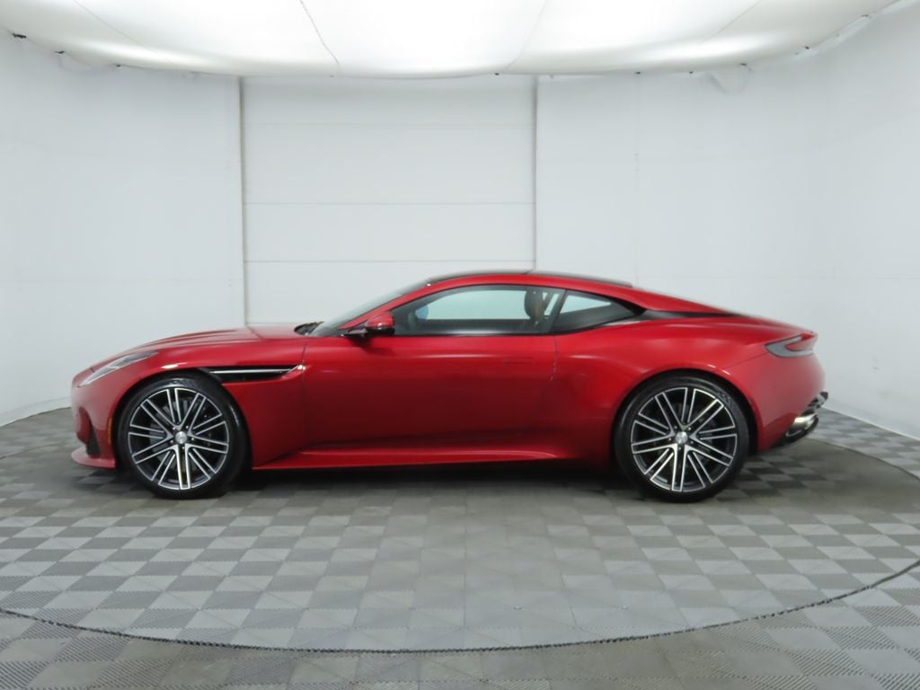 2024 Aston Martin DB12 photo 8