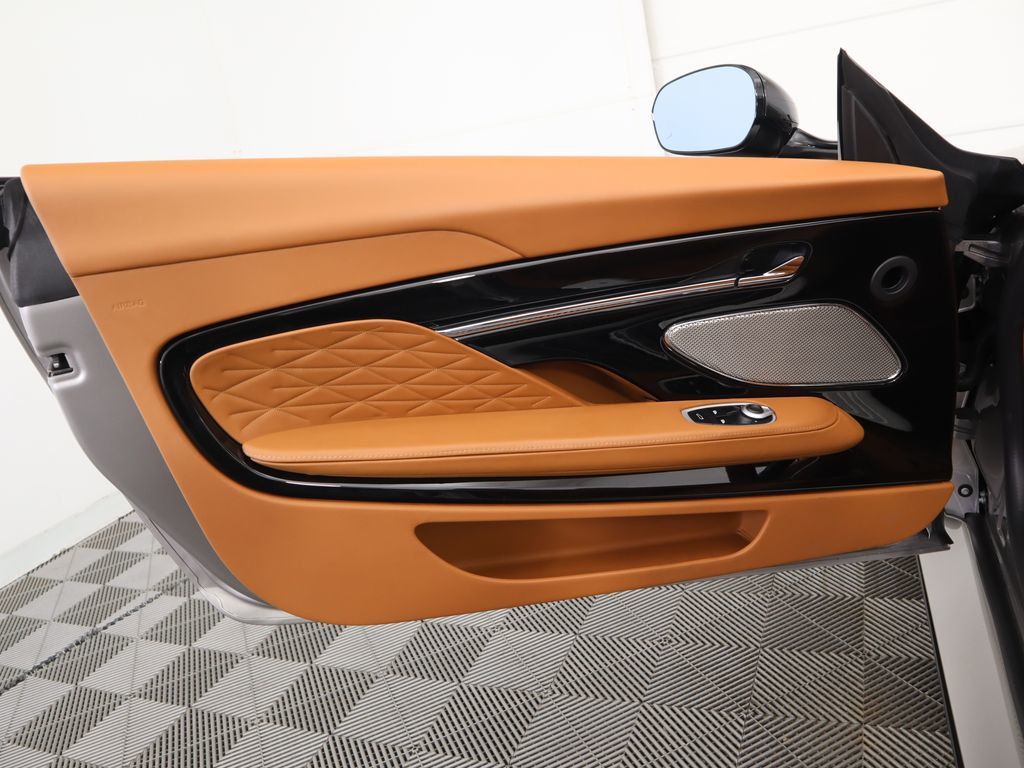 2024 Aston Martin DB12 AM5 photo 32