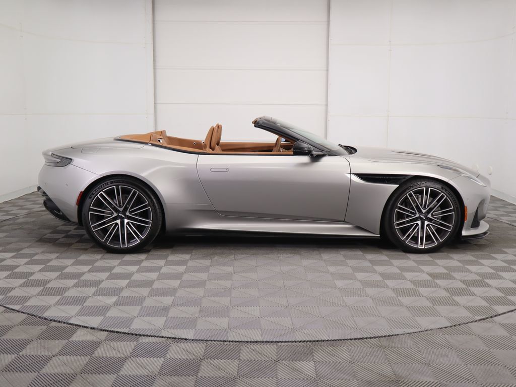 2024 Aston Martin DB12 AM5 photo 4
