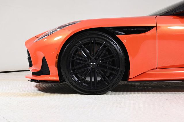 2024 Aston Martin DB12 Volante - 22910068 - 4