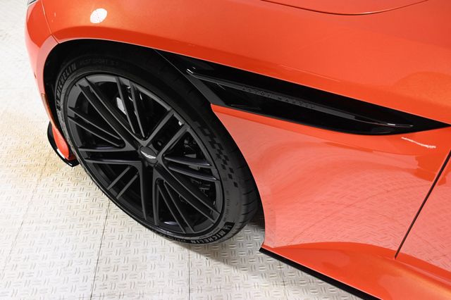 2024 Aston Martin DB12 Volante - 22910068 - 8