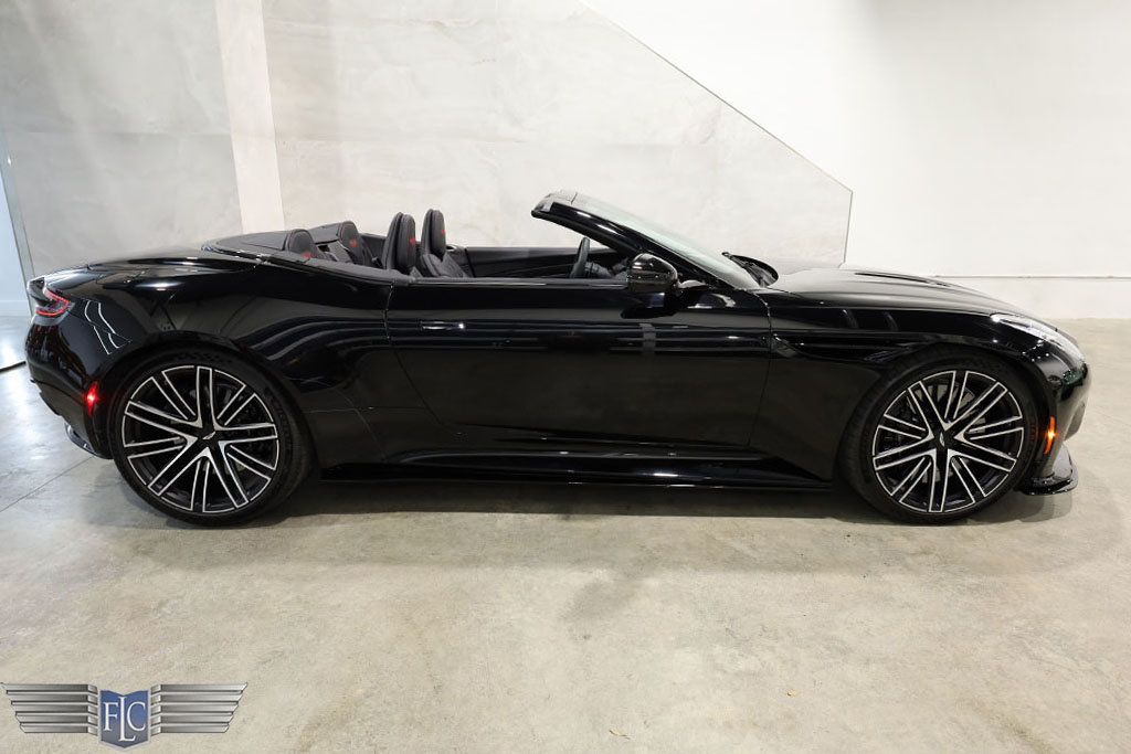 2024 Aston Martin DB12 Volante - 22745479 - 1