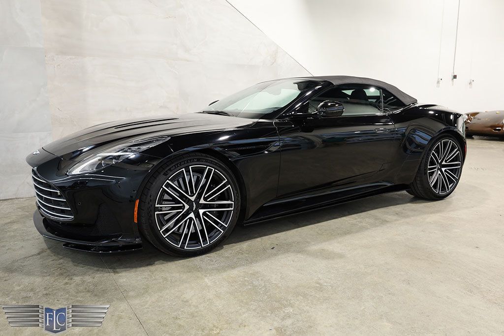 2024 Aston Martin DB12 Volante - 22745479 - 3