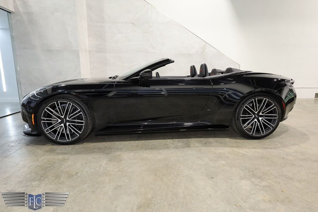 2024 Aston Martin DB12 Volante - 22745479 - 40