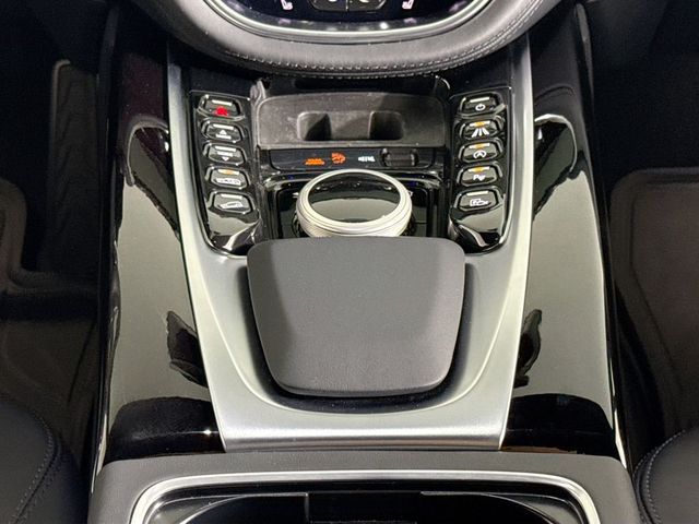 2024 Aston Martin DBX 550 - 23055053 - 16