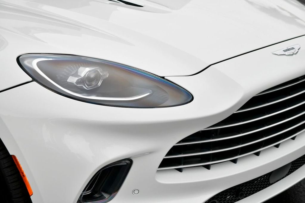 2024 Aston Martin DBX V8  - 22189337 - 7