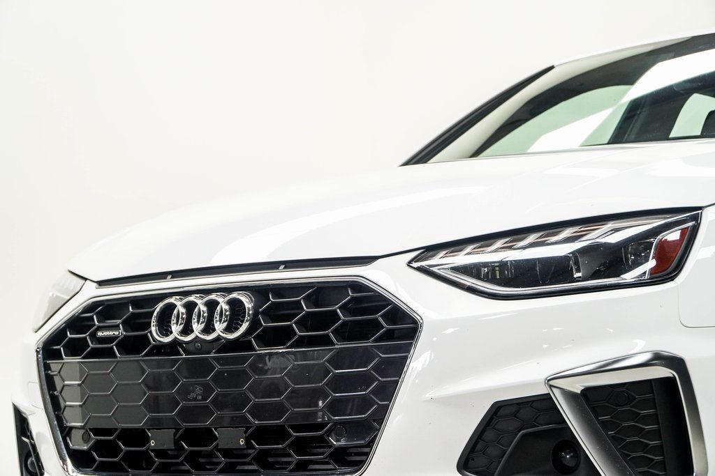 2024 Audi A4 S line Premium Plus 45 TFSI Quattro photo 2