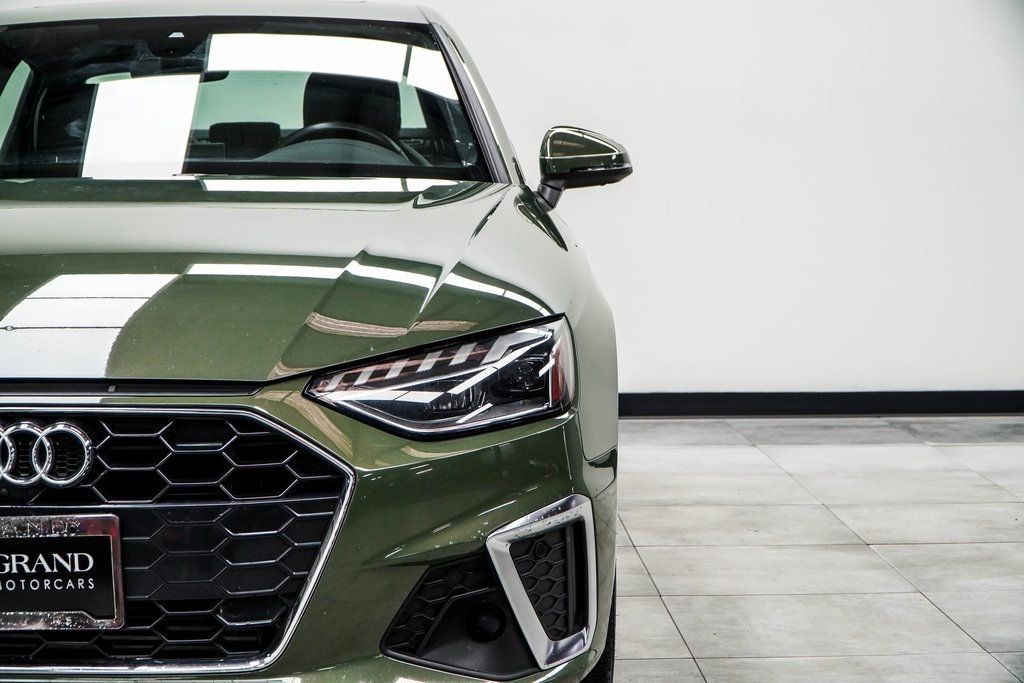 2024 Audi A4 S line Premium Plus 45 TFSI Quattro photo 3