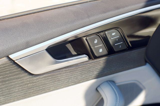 2024 Audi A5 Cabriolet S-Line/PremiumPlus/AWD/Heated&CooledSeats/Bang&OlfusenAudio - 22989798 - 35