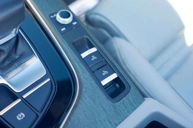 2024 Audi A5 Cabriolet S-Line/PremiumPlus/AWD/Heated&CooledSeats/Bang&OlfusenAudio - 22989798 - 37