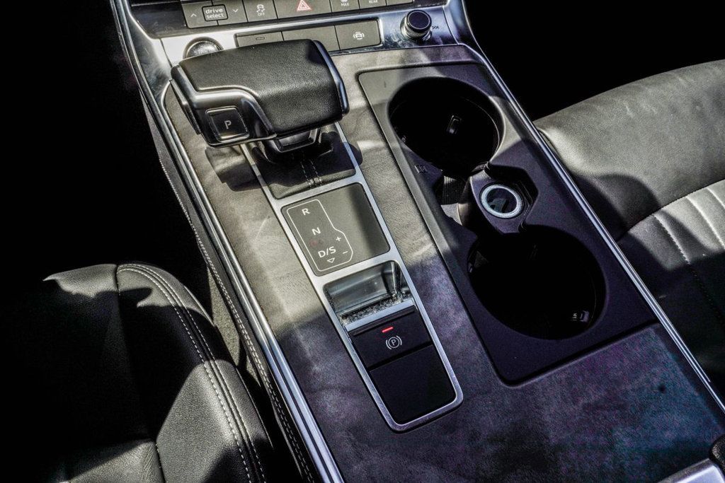 Audi A6 photo 19