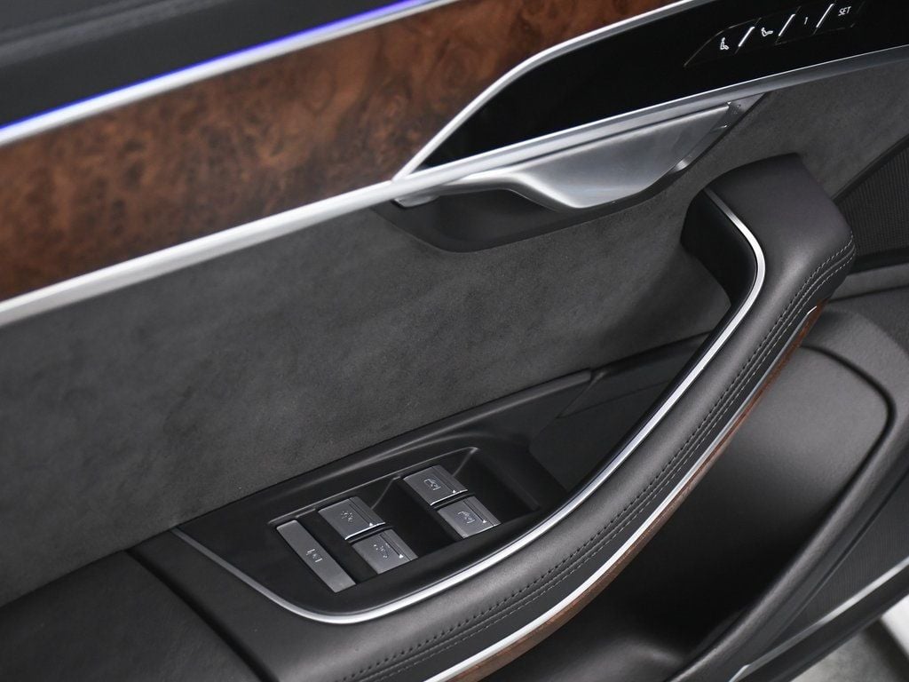 2024 Audi A8 55 Quattro photo 13