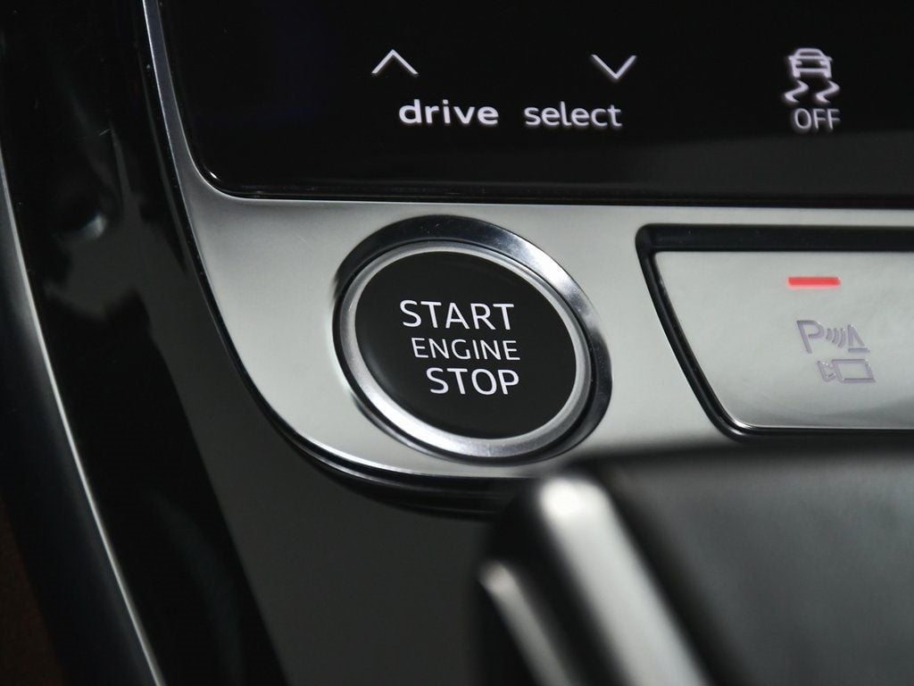 2024 Audi A8 55 Quattro photo 35