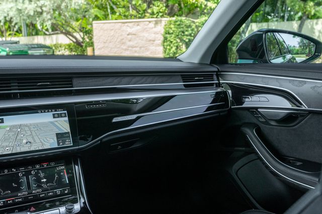 2024 Audi A8 L 55 TFSI quattro - 23049331 - 18