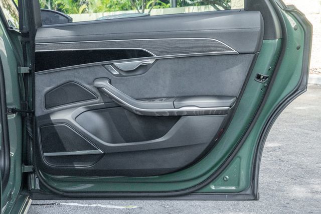 2024 Audi A8 L 55 TFSI quattro - 23049331 - 33