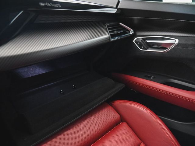 2024 Audi e-tron GT Premium Plus - 22922421 - 15
