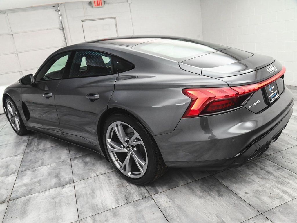 2024 Audi e-tron GT Premium Plus photo 4