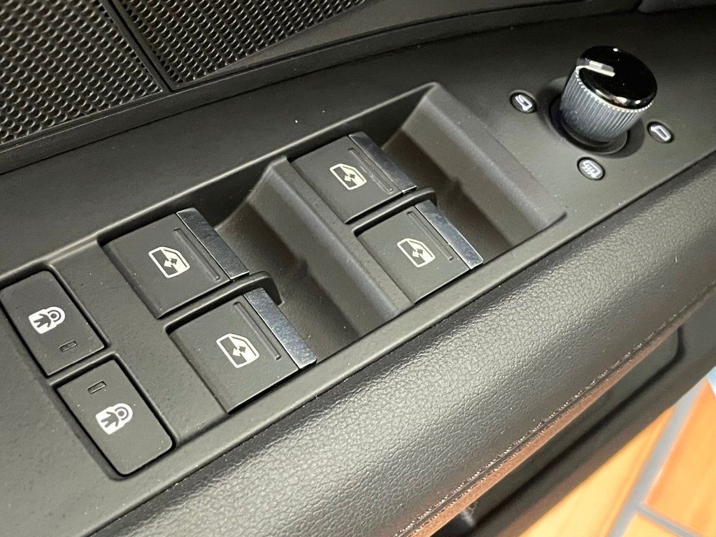 2024 Audi e-tron GT Premium Plus quattro - 22959918 - 17