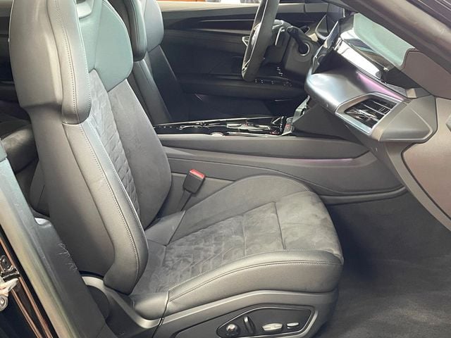 2024 Audi e-tron GT Premium Plus quattro - 22959918 - 23