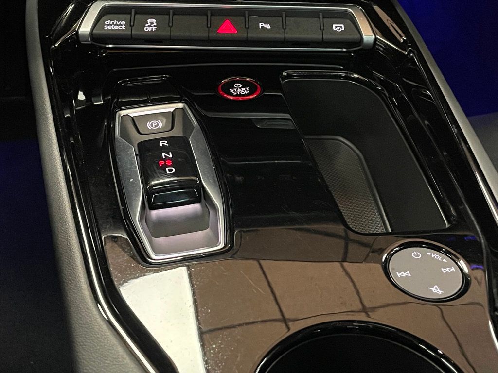 2024 Audi e-tron GT Premium Plus quattro - 22959918 - 35