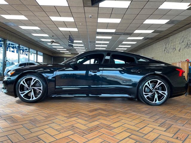 2024 Audi e-tron GT Premium Plus quattro - 22959918 - 4