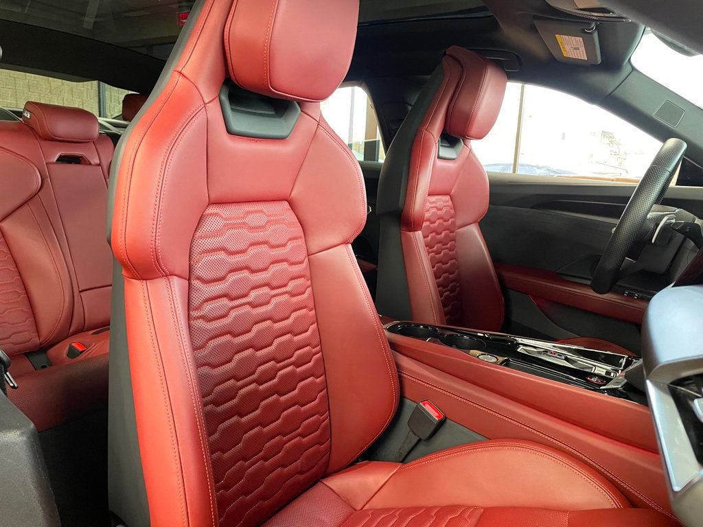 2024 Audi e-tron GT Premium Plus quattro - 22959921 - 28